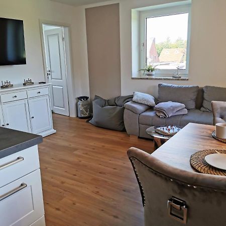 Moderne Wohnung Mit Privatpool Бюзум Экстерьер фото
