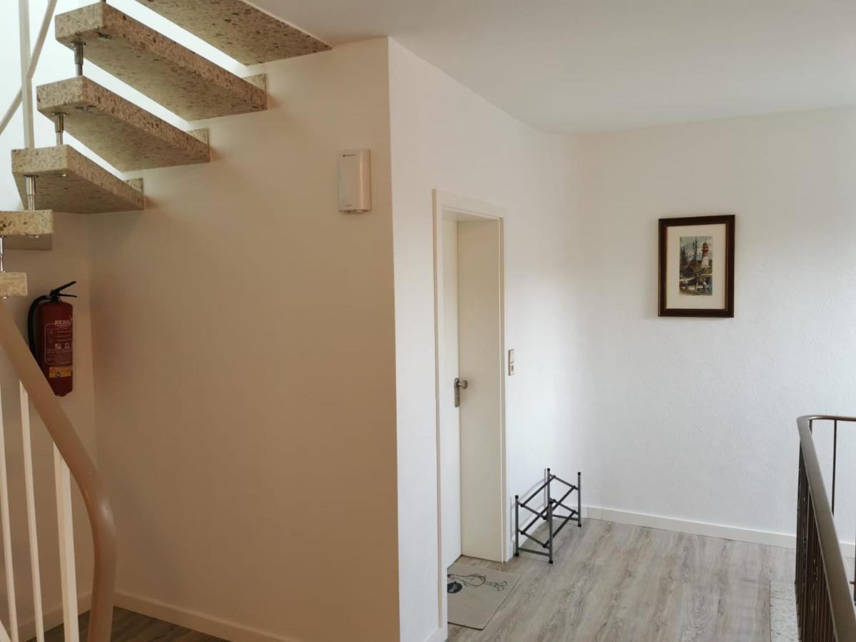 Moderne Wohnung Mit Privatpool Бюзум Экстерьер фото